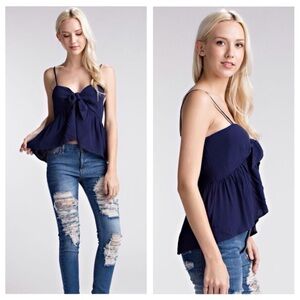 Lily’s Tie Front Crop Top; NWOT!